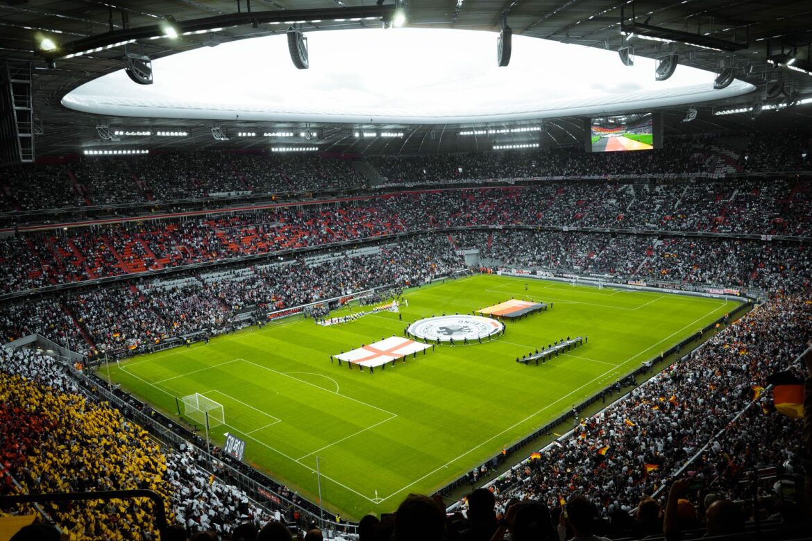Cena biletu na mecz – ile realnie kosztuje wejściówka na stadion - ilustracja artykulu