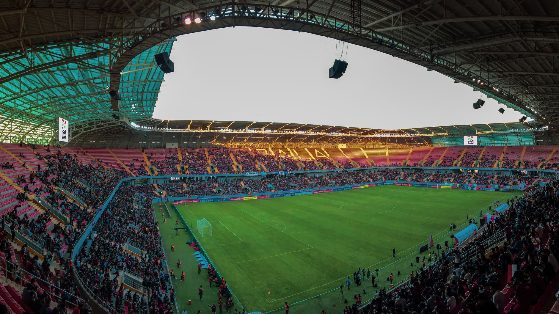 Ilustracja: Ekstraklasa tabela mecze – kompletny przewodnik po tabe Ekstraklasa tabela mecze – kompletny przewodnik po tabeli, wynikach i terminarzu - zdjecie w tresci